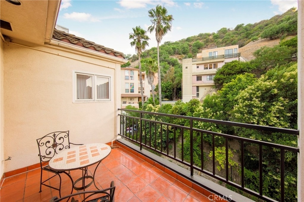 3546 Dixie Canyon - Photo 8