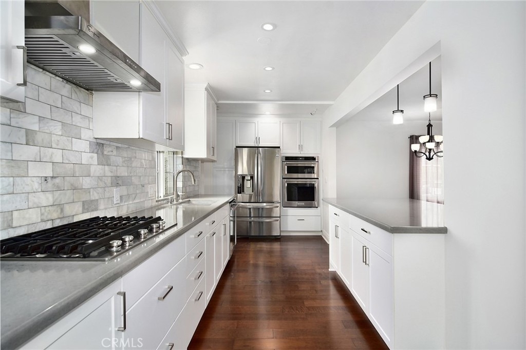 5352 Geyser Avenue - Photo 5