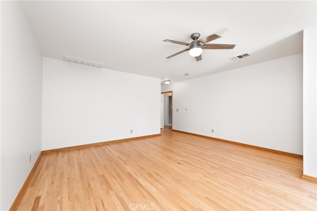 3919 Globe - Photo 11