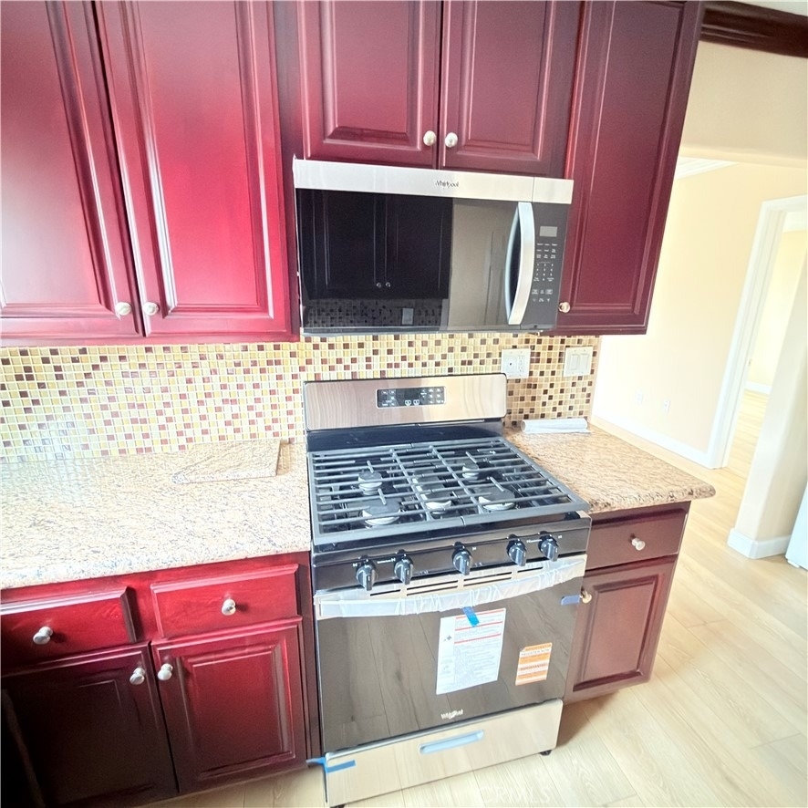 8018 Radford Avenue - Photo 6
