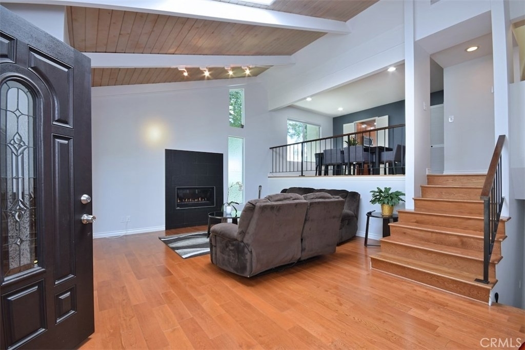 11856 Moorpark Street - Photo 3