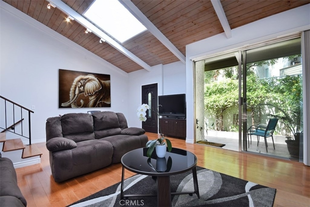 11856 Moorpark Street - Photo 6