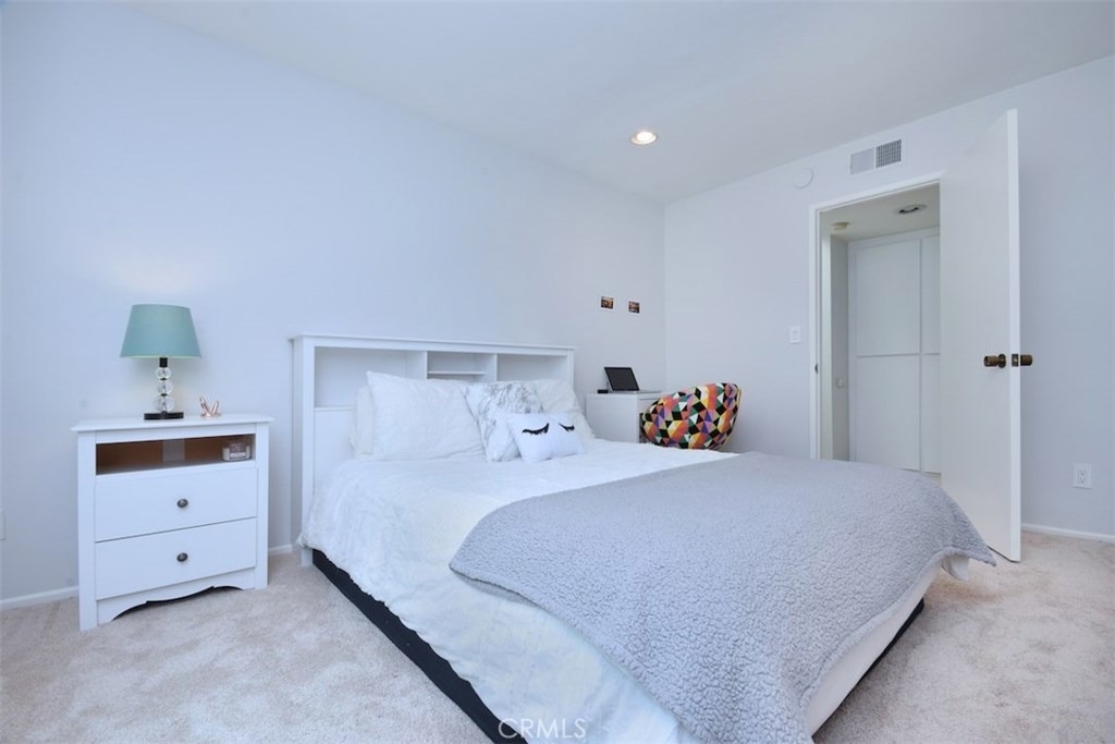 11856 Moorpark Street - Photo 25