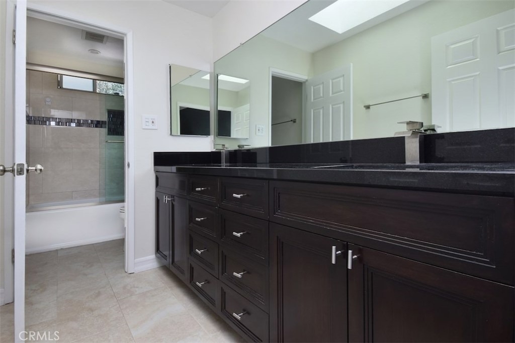 11856 Moorpark Street - Photo 33