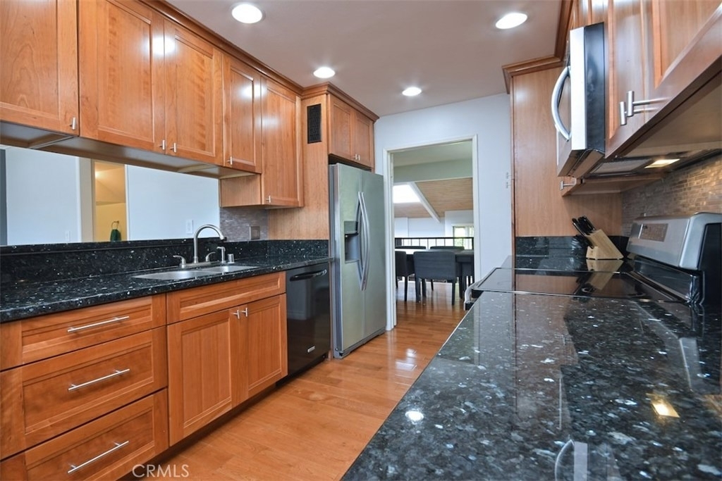 11856 Moorpark Street - Photo 20
