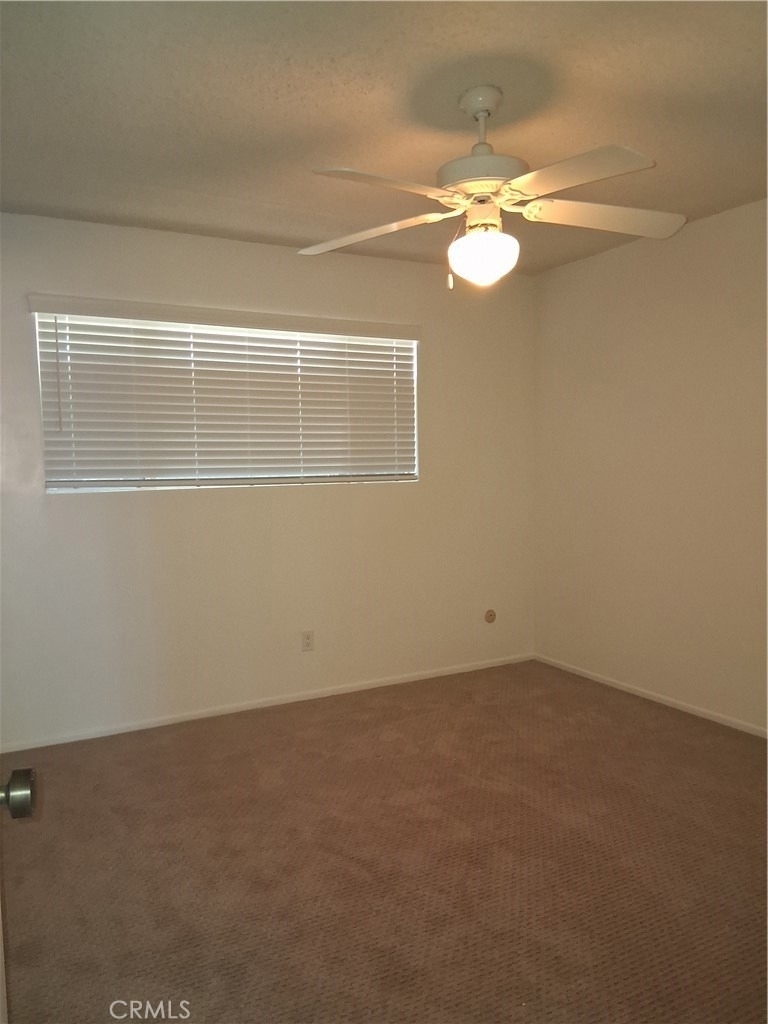 1184 W 11th Street - Photo 5