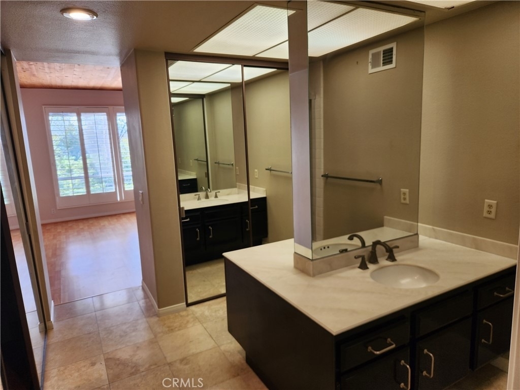 31 Highland - Photo 6