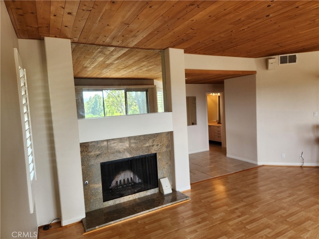 31 Highland - Photo 3