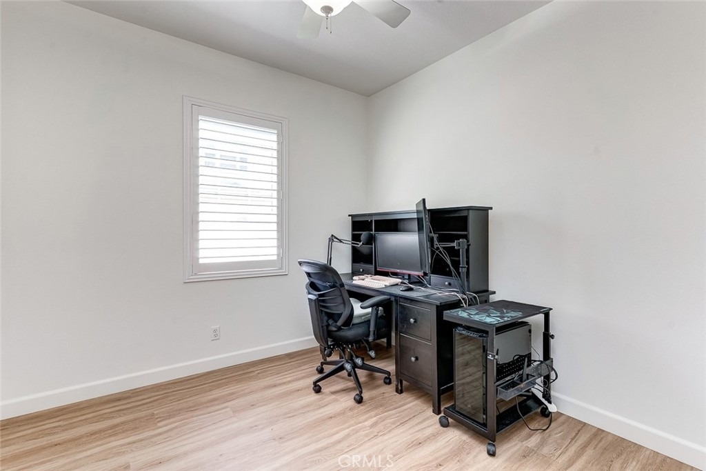 15220 Cambridge - Photo 25