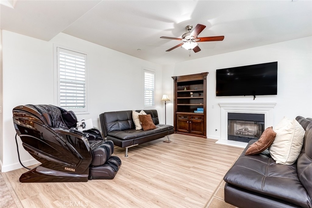 15220 Cambridge - Photo 6