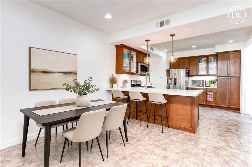 15220 Cambridge - Photo 11