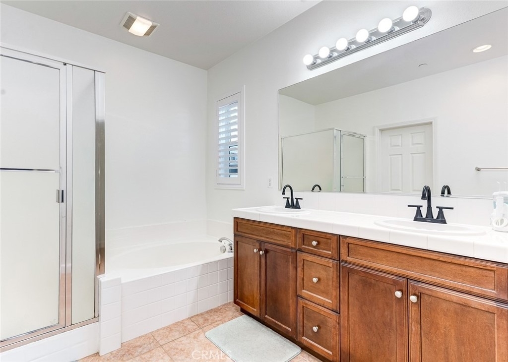 15220 Cambridge - Photo 20