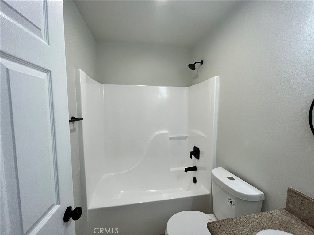 1004 S Riverside Avenue - Photo 10
