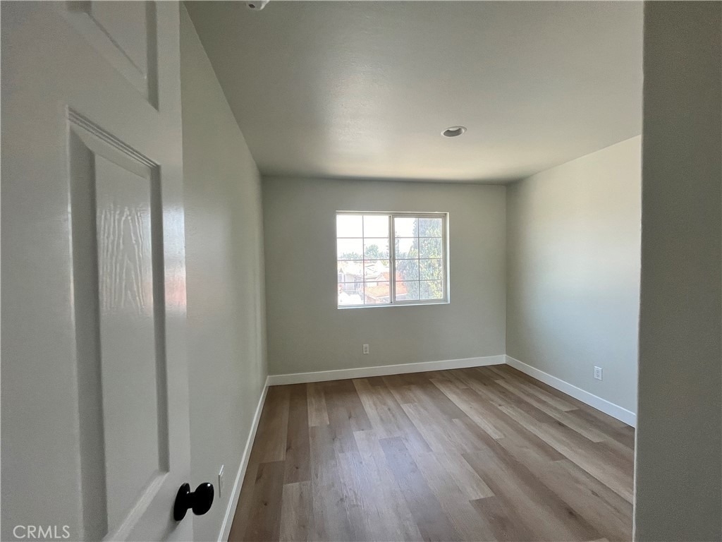 1004 S Riverside Avenue - Photo 7