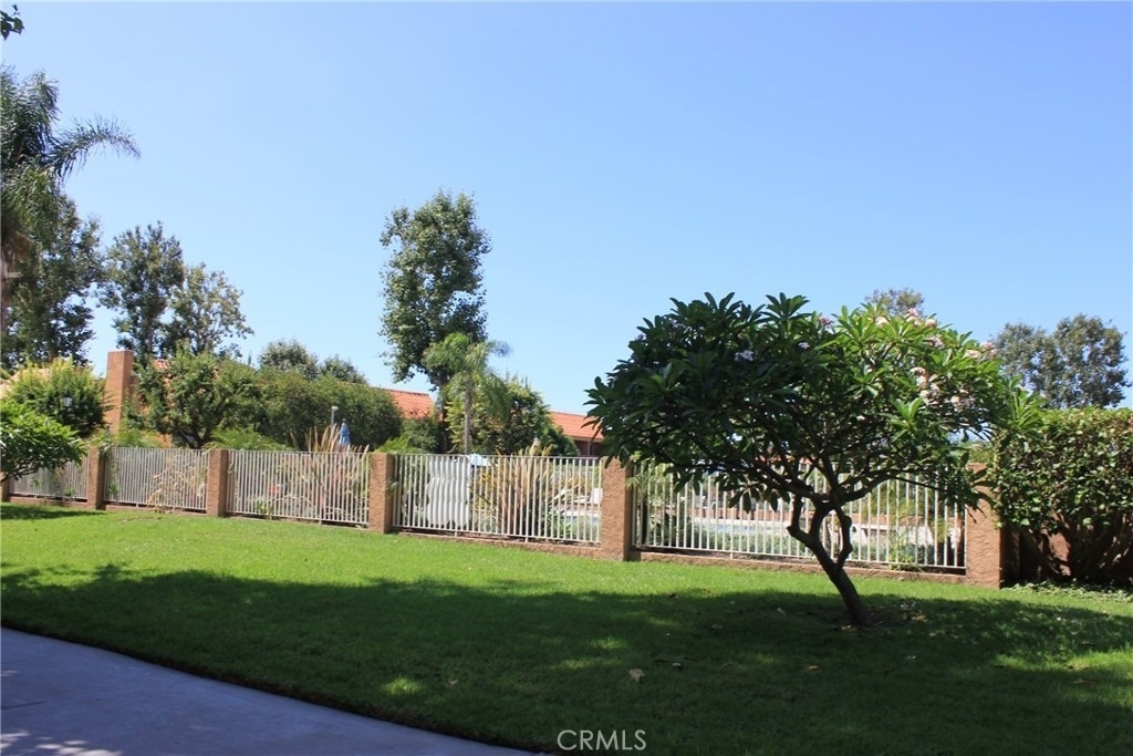 6600 Warner Avenue - Photo 49