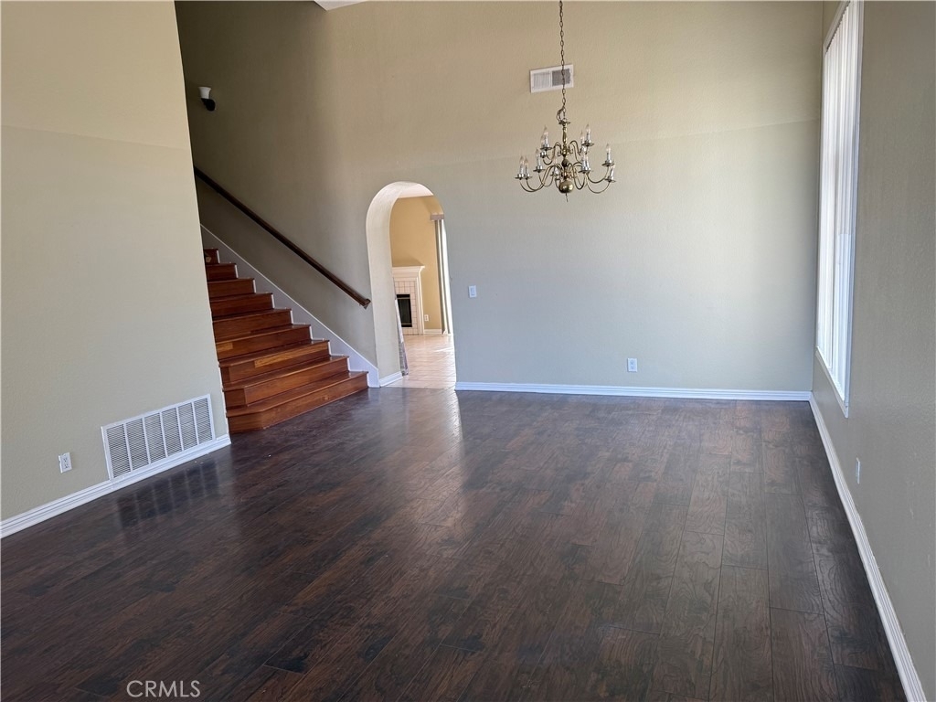 828 Greenwich Court - Photo 5