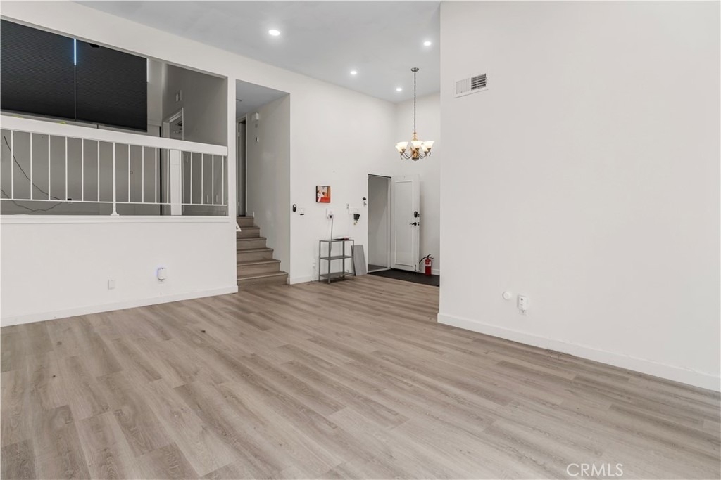 1532 Windsor - Photo 2