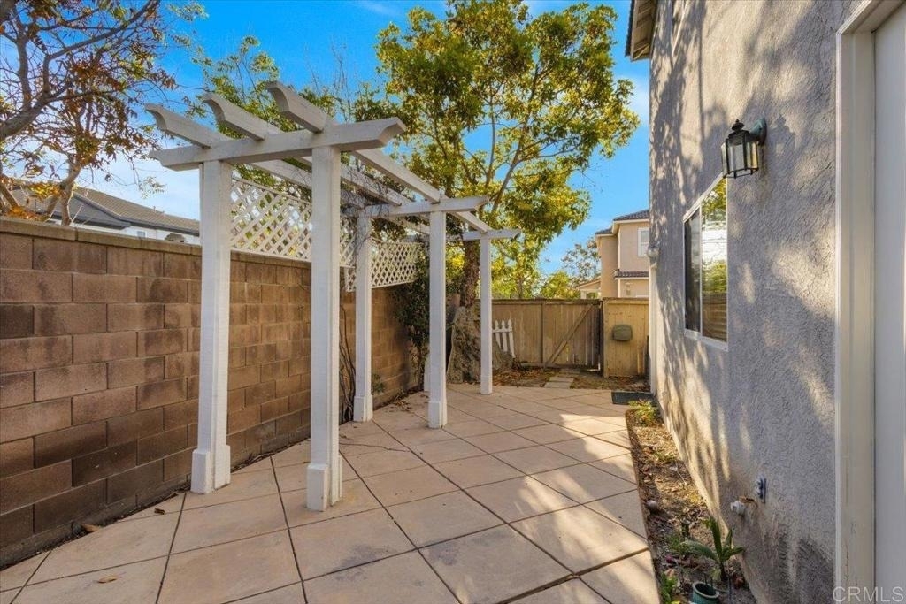 1501 Piedmont St - Photo 9