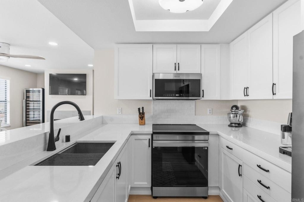 3961 Hortensia Street - Photo 5