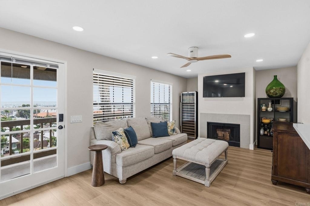 3961 Hortensia Street - Photo 4