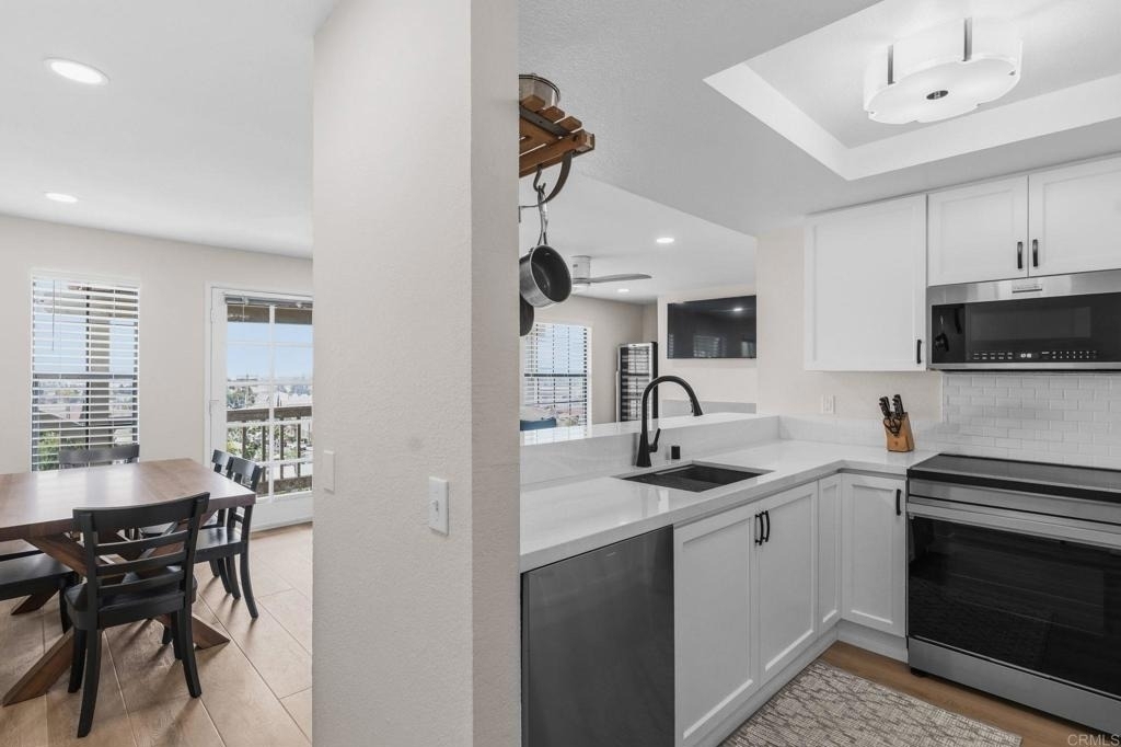 3961 Hortensia Street - Photo 6
