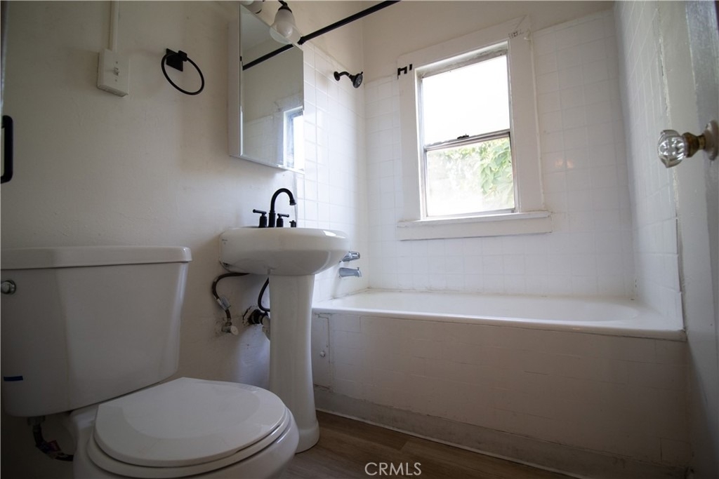1316 Mariposa Avenue - Photo 4