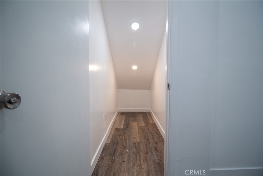 1112 Elden Avenue - Photo 9