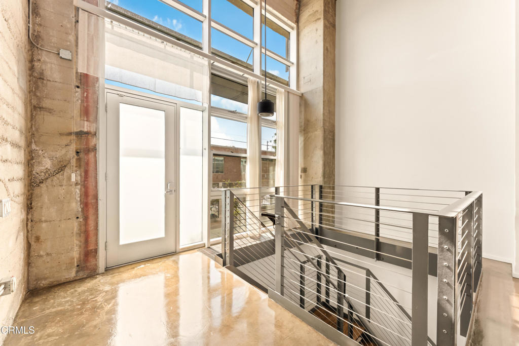 530 S Hewitt Street - Photo 24