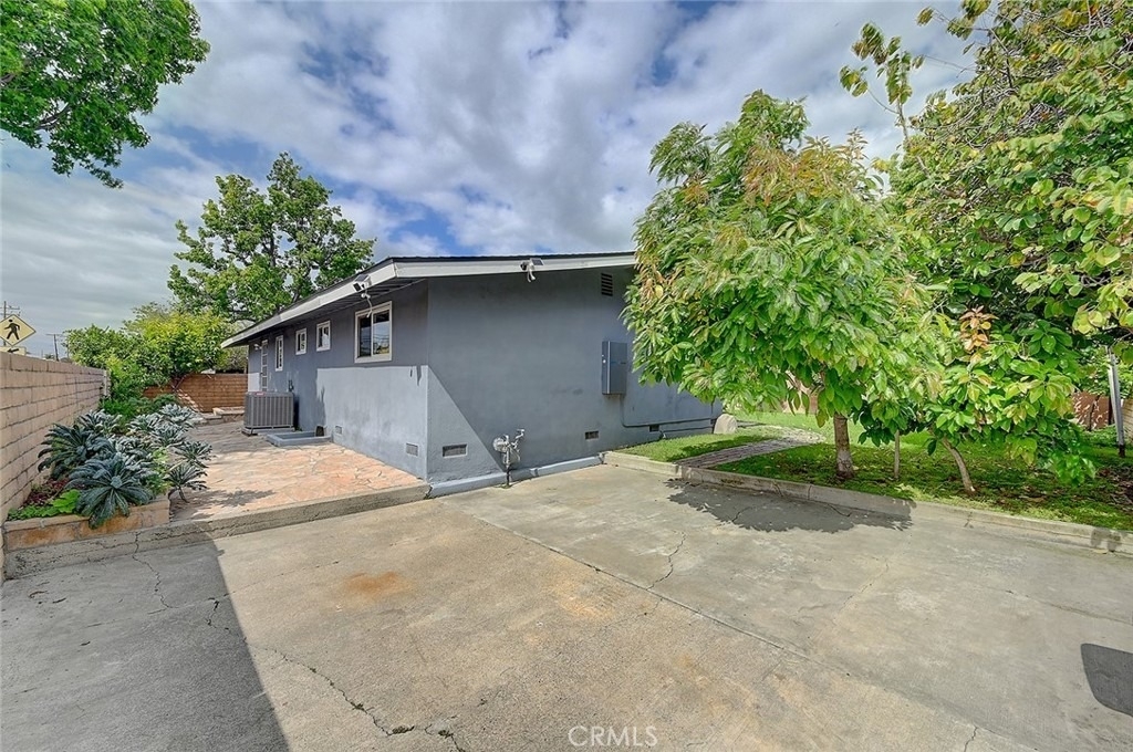 2044 W Spruce Avenue - Photo 49