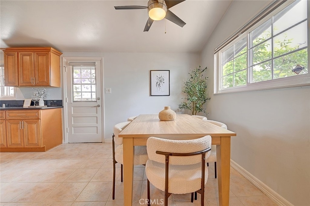 2044 W Spruce Avenue - Photo 7