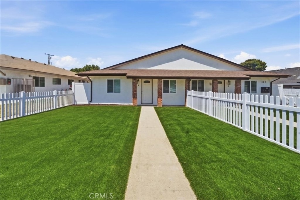 307 N Tustin - Photo 0