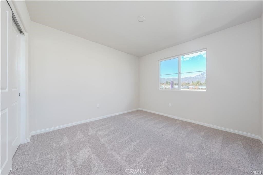 466 Meyer Place - Photo 19