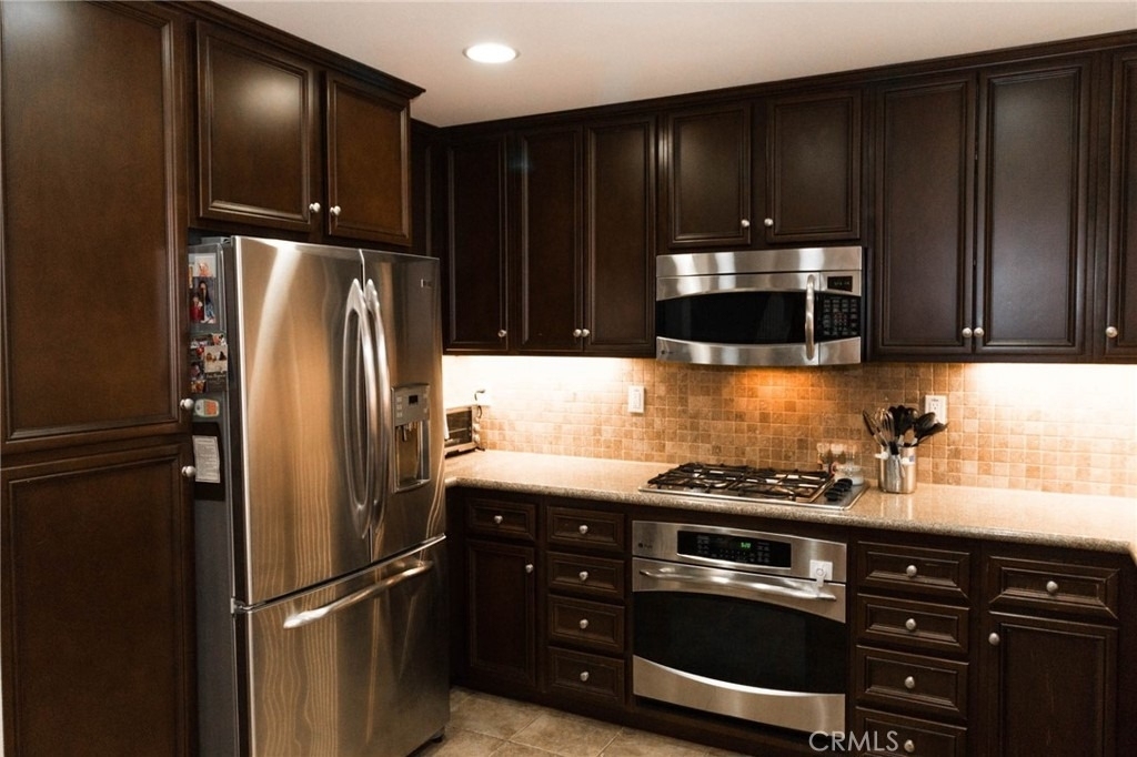 46 Meridian Drive - Photo 2