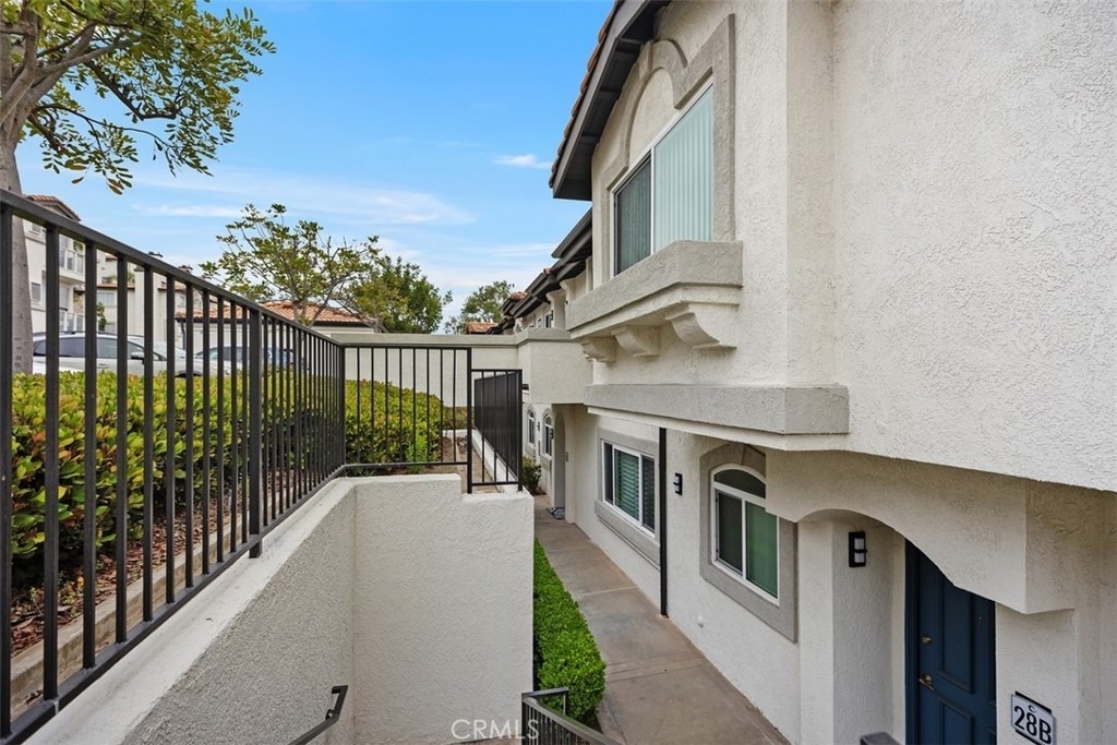 30902 Clubhouse Drive - Photo 2