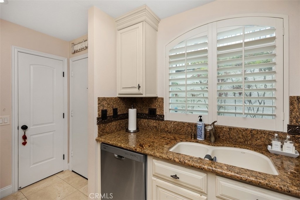 30902 Clubhouse Drive - Photo 18