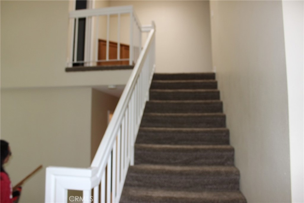 22285 Newbridge Drive - Photo 8