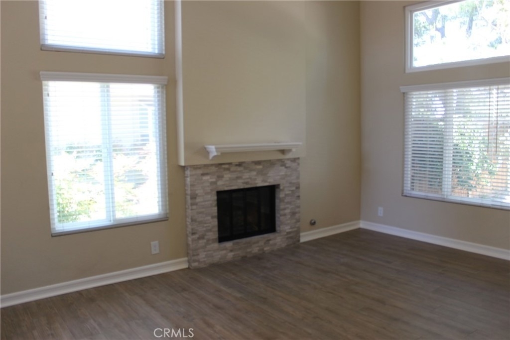 22285 Newbridge Drive - Photo 2