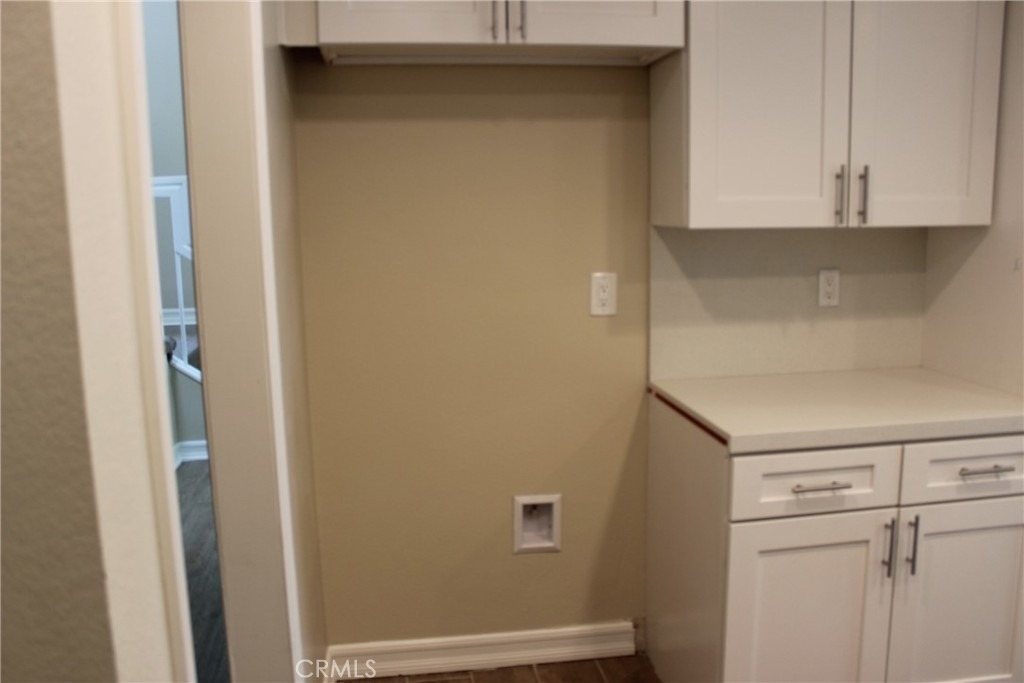 22285 Newbridge Drive - Photo 7