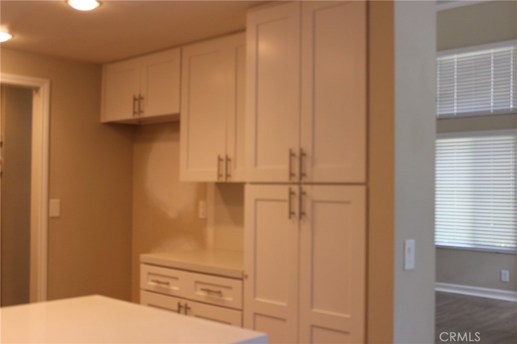 22285 Newbridge Drive - Photo 6