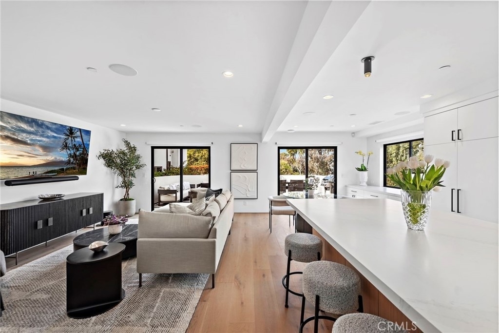 322 1/2 Iris Avenue - Photo 1