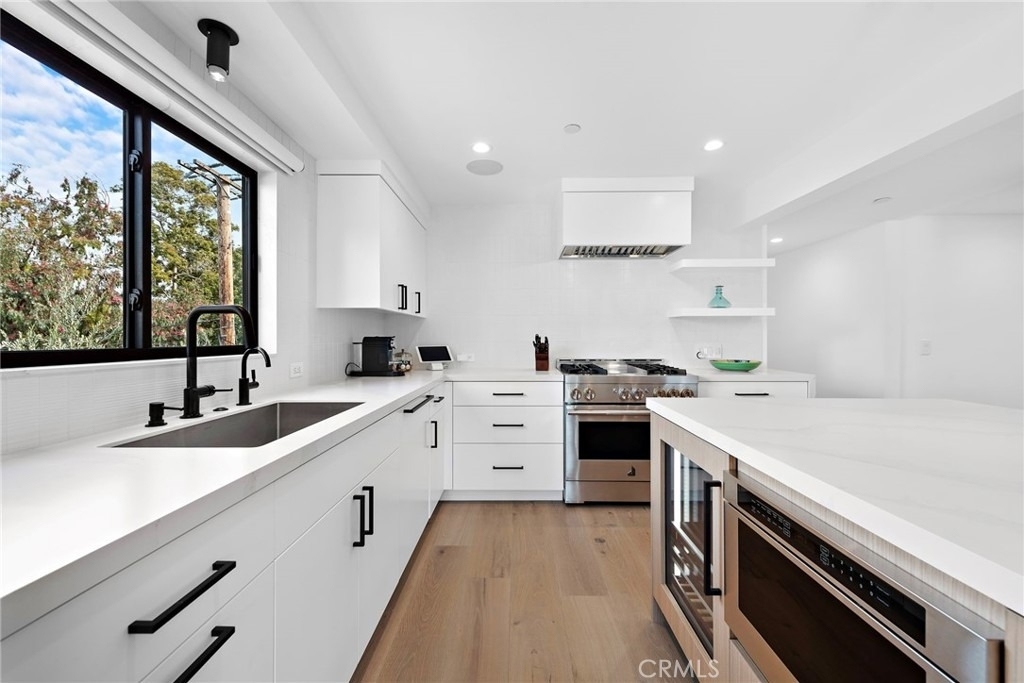 322 1/2 Iris Avenue - Photo 13
