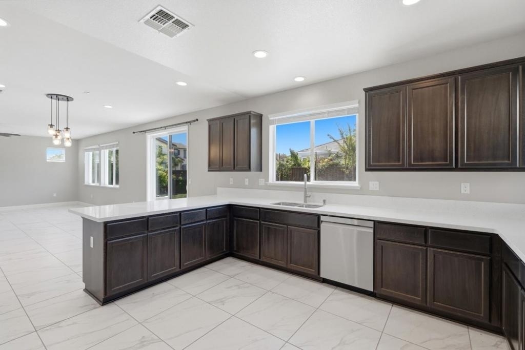 453 Diamond Peak Lane - Photo 9