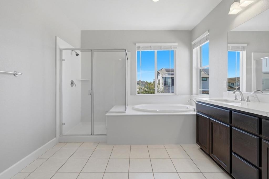 453 Diamond Peak Lane - Photo 24