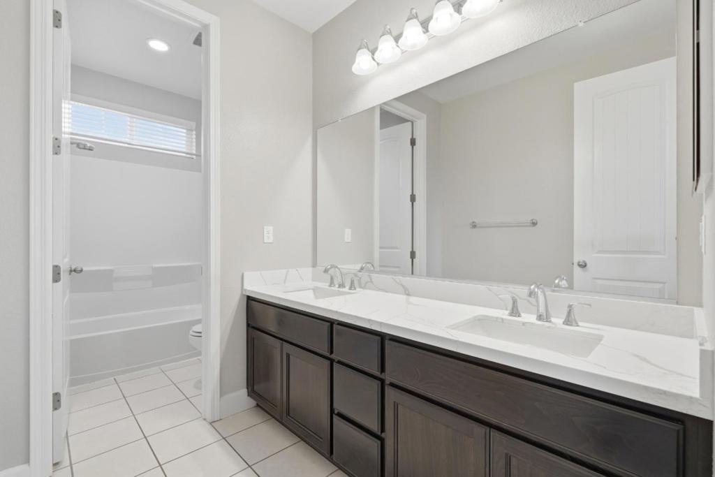453 Diamond Peak Lane - Photo 17