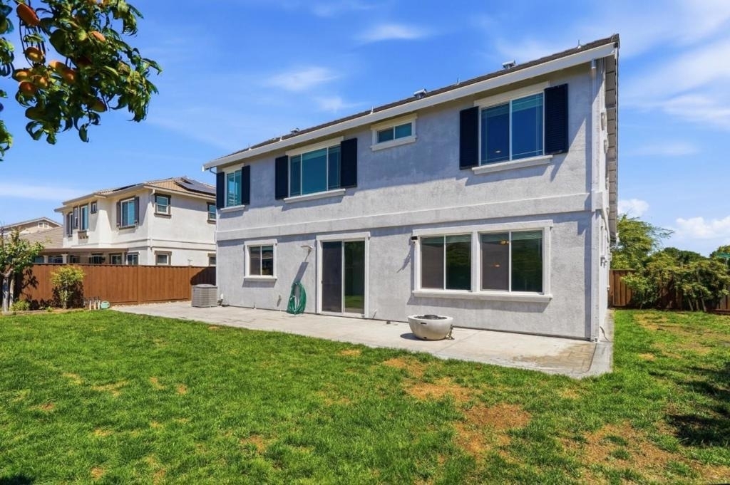 453 Diamond Peak Lane - Photo 25