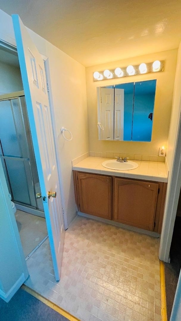 10460 Davison Avenue - Photo 15