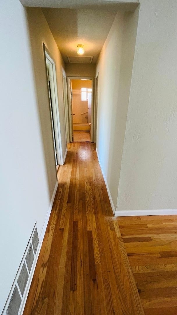 10460 Davison Avenue - Photo 3
