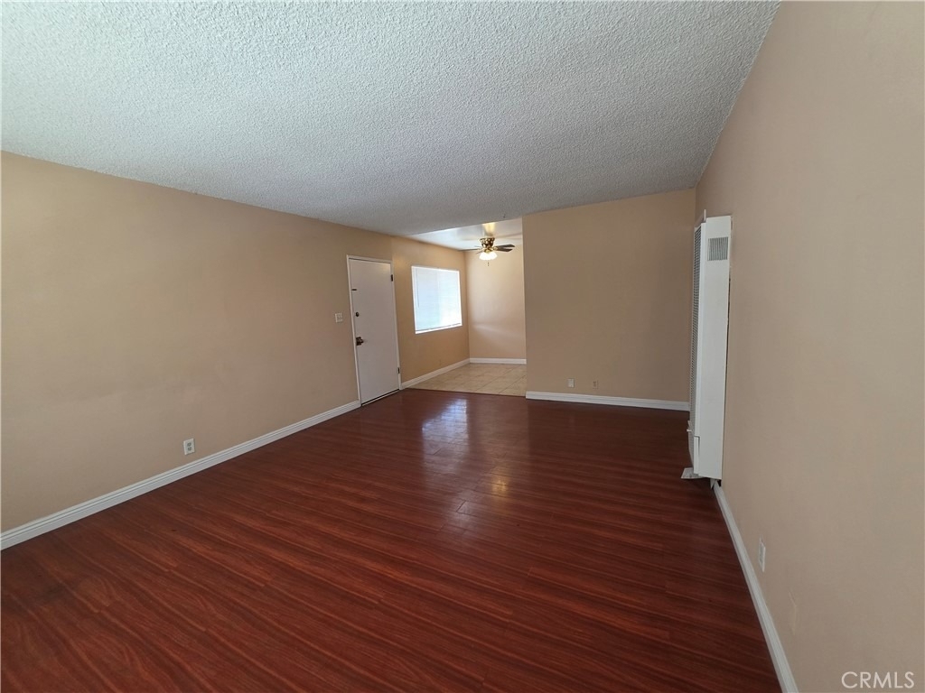 901 Carob Way - Photo 4