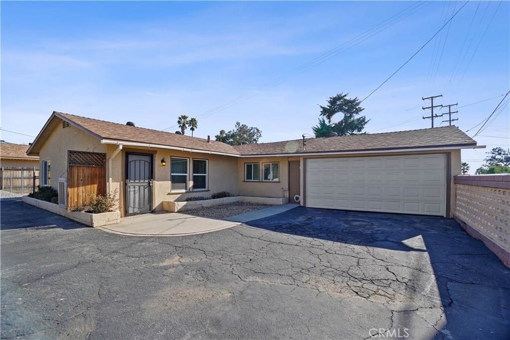 13071 4th Street - Photo 0