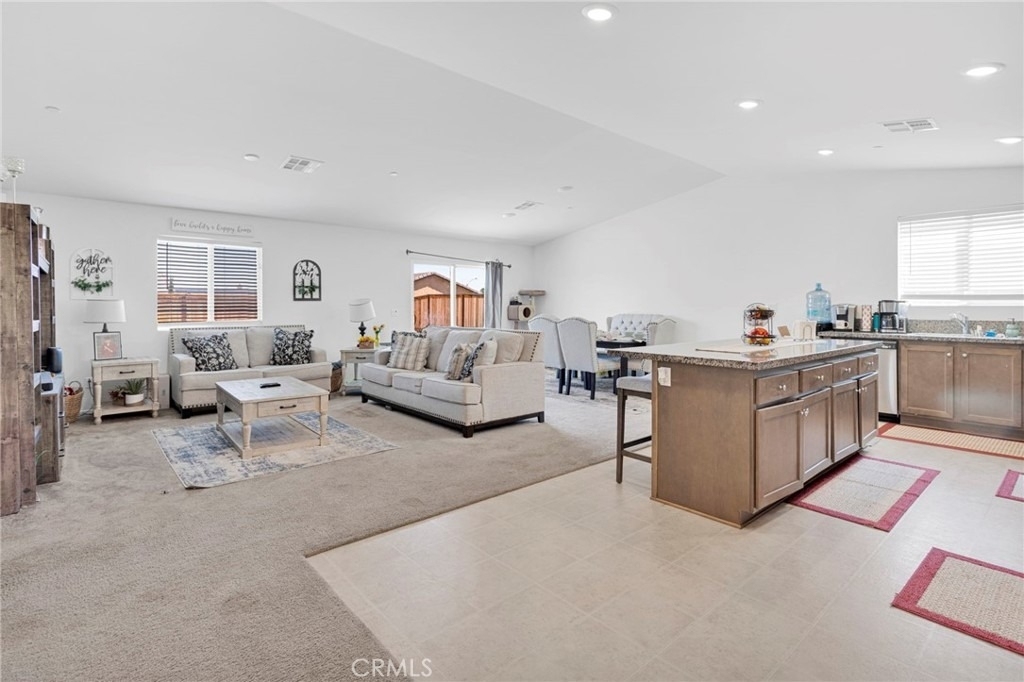 11412 Charlotte - Photo 5